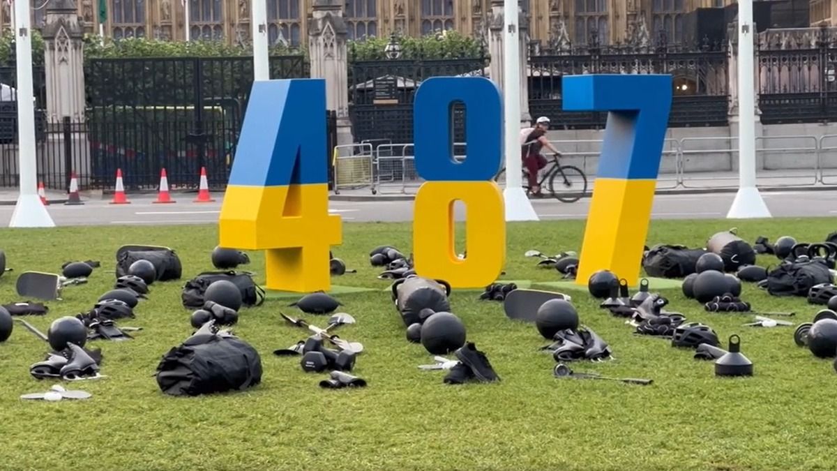 Экспозиция 487 в Лондоне в честь погибших украинских спортсменов Экспозиция 487 в Лондоне в честь погибших украинских спортсменов
