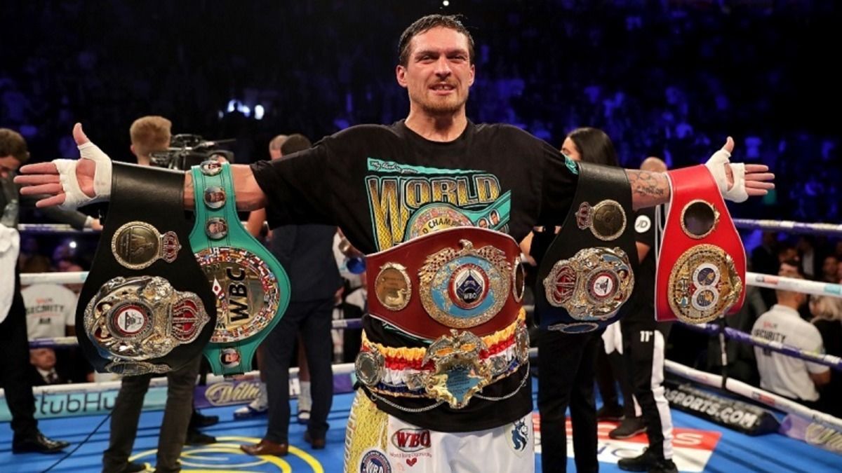 Холифилд высоко оценил уровень Усика Холифилд высоко оценил уровень Усика