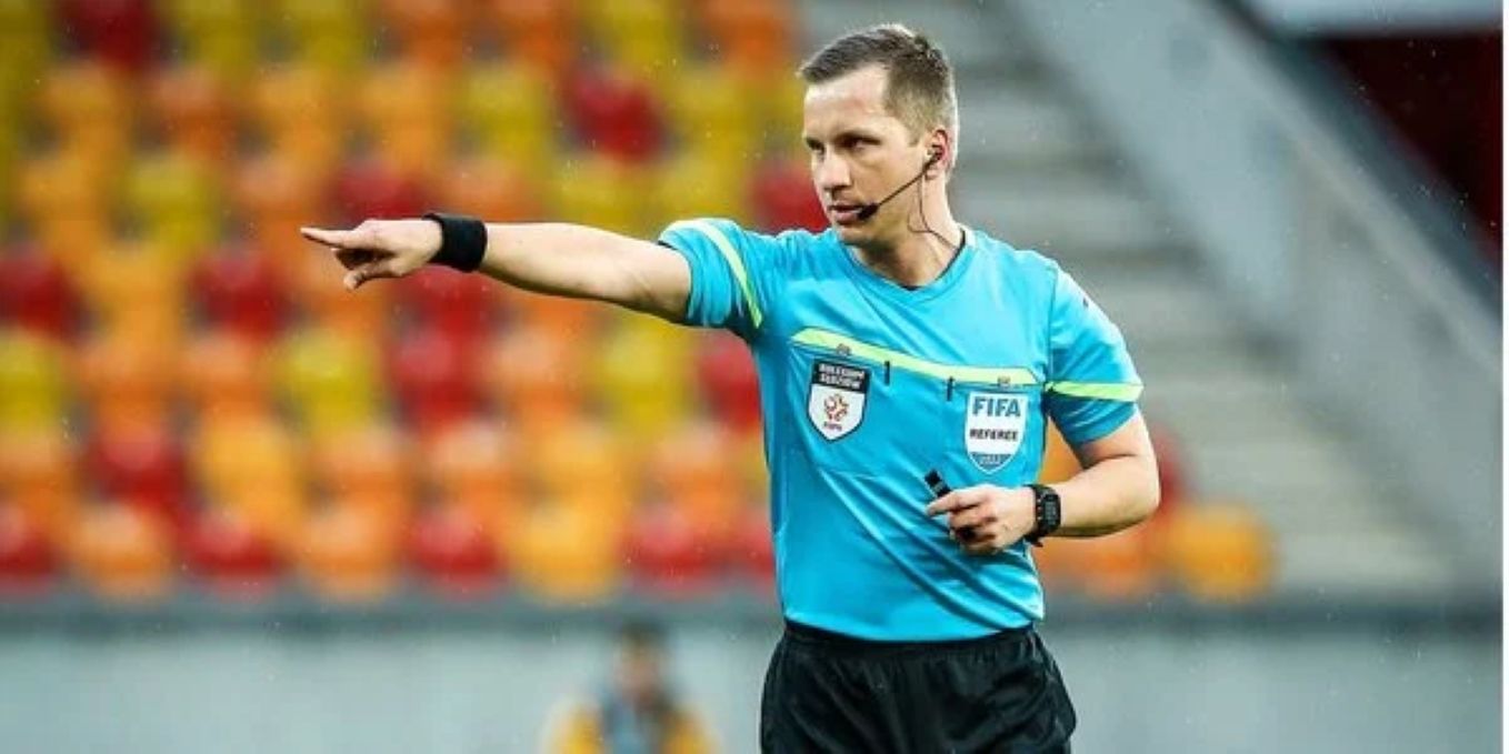 Динамо - Рейнджерс - УЄФА змінили арбітрів на матч Ліги чемпіонів через скандал Динамо - Рейнджерс - УЄФА змінили арбітрів на матч Ліги чемпіонів через скандал