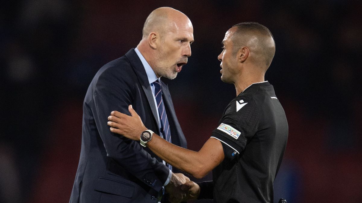 Клеман розкритикував суддю матчу Рейнджерс – Динамо Клеман розкритикував суддю матчу Рейнджерс – Динамо