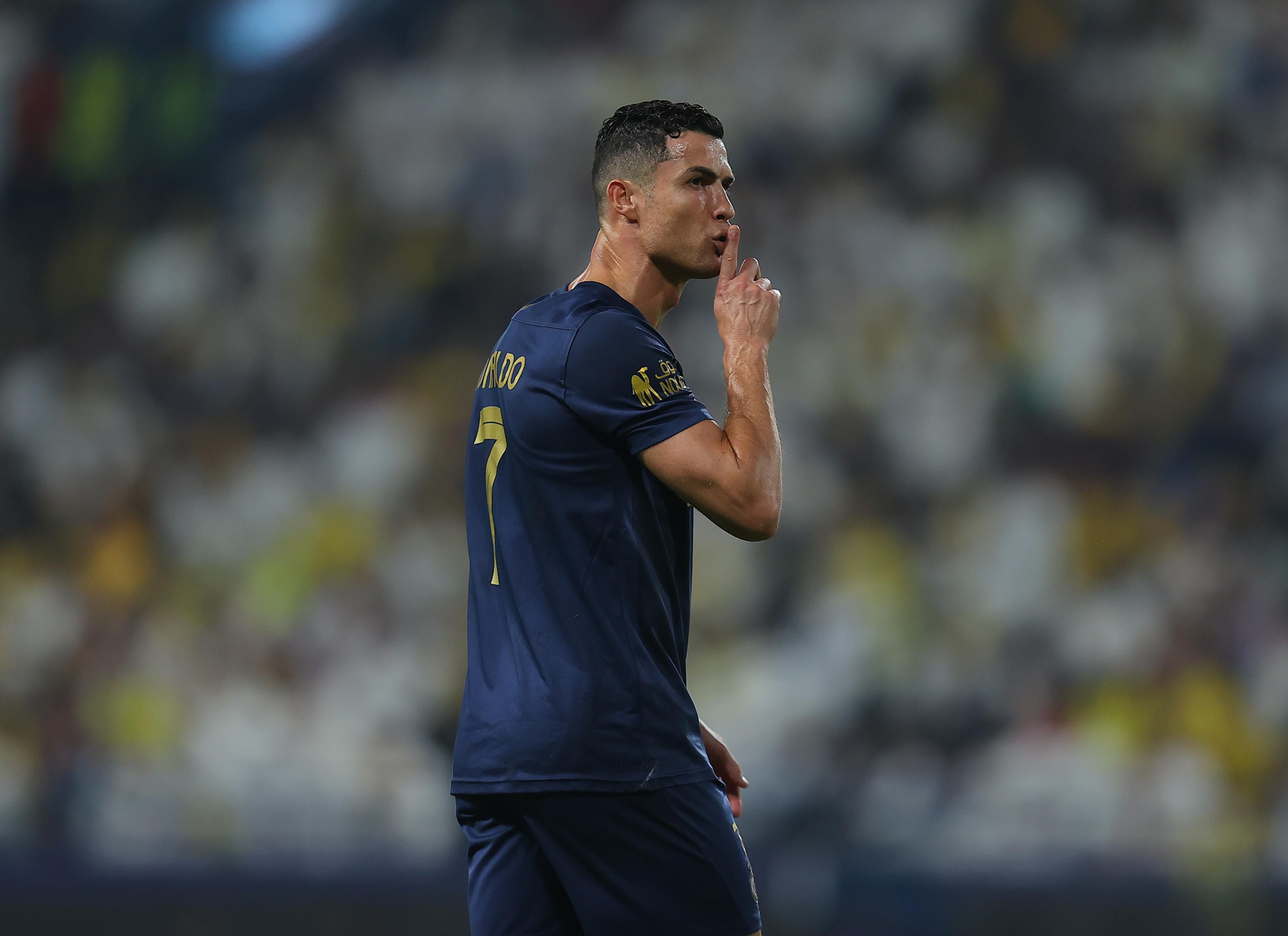 Криштиану Роналду - португалец создал собственный канал на платформе YouTube Криштиану Роналду - португалец создал собственный канал на платформе YouTube