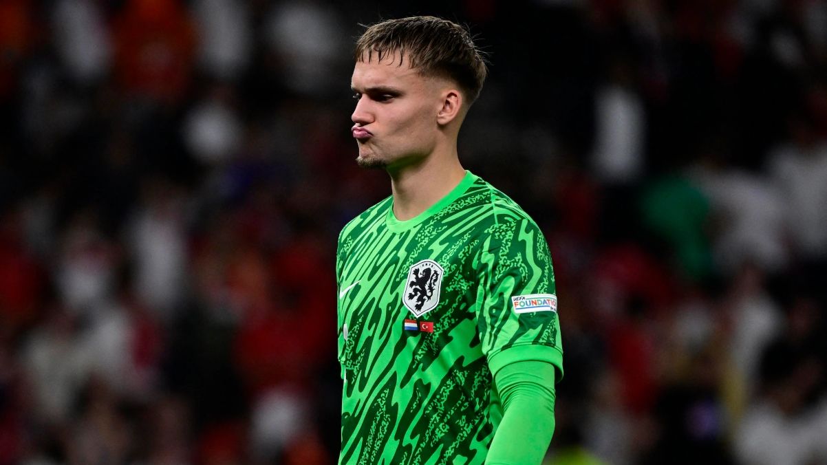 Реал Мадрид розглядає Барта Вербрюггена на заміну Тібо Куртуа Реал Мадрид розглядає Барта Вербрюггена на заміну Тібо Куртуа