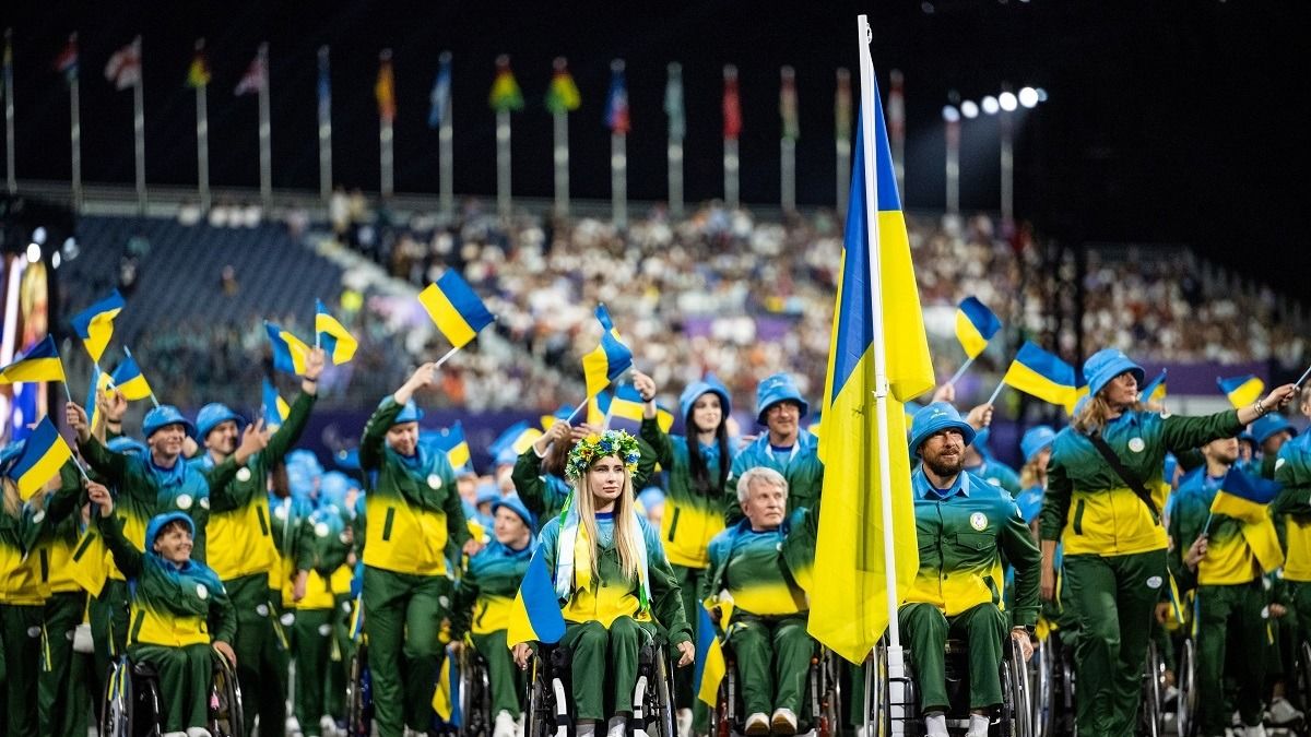 Збірна України на закритті Паралімпіади-2024 - відео виходу українців 8 вересня