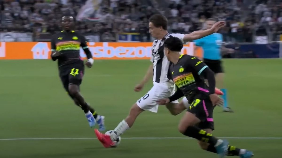 Ювентус - ПСВ - відео першого голу оновленої Ліги чемпіонів-2024/25 Ювентус - ПСВ - відео першого голу оновленої Ліги чемпіонів-2024/25