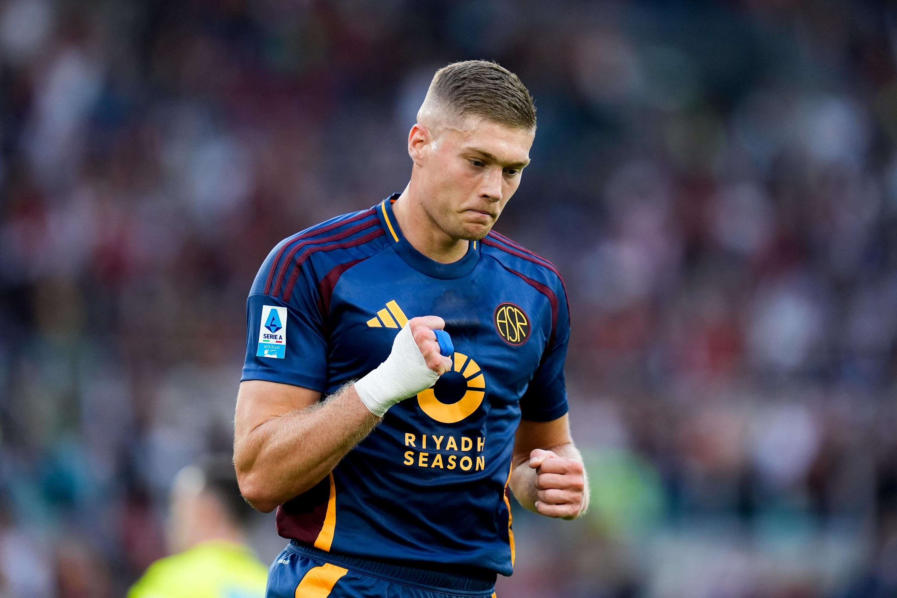 Артем Довбик - Крістіан Вієрі поділився думкою щодо кількості голів українця у Ромі Артем Довбик - Крістіан Вієрі поділився думкою щодо кількості голів українця у Ромі