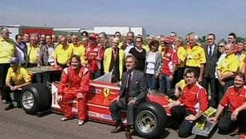 Гонки: Ferrari почтила память Жиля Вильнева