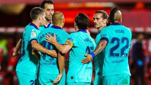"Барселона" нанесла сокрушительное поражение "Мальорке": забавный фанат и VAR в Пальме