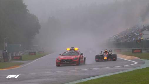 Гран-при Бельгии стало самой короткой гонкой Формулы-1 – пилоты финишировали через три круга
